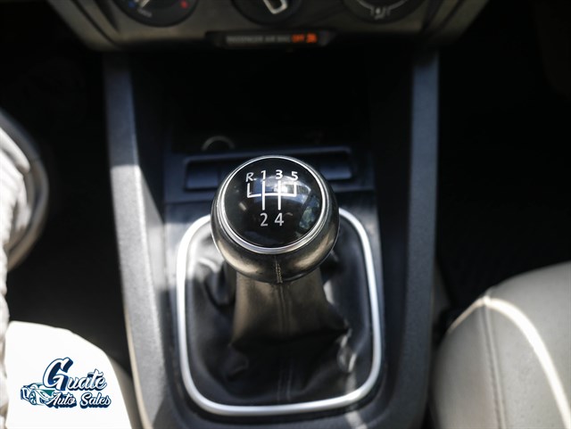 Volkswagen Jetta photo 8