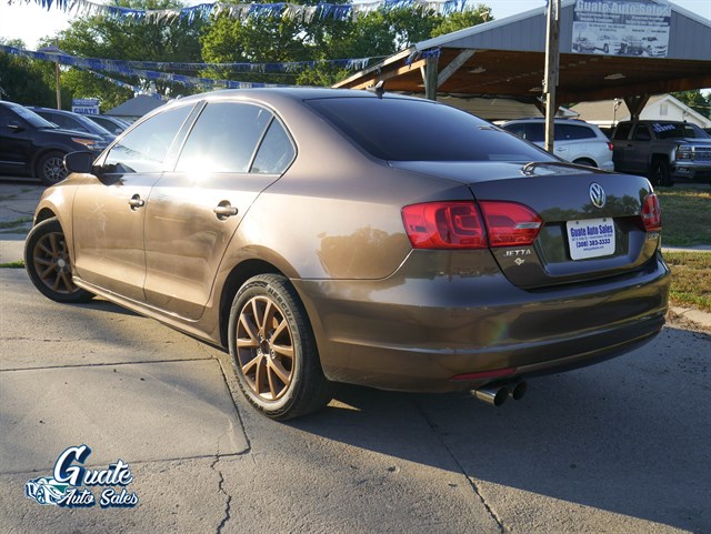Volkswagen Jetta photo 11