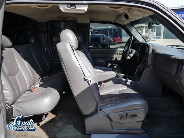 Chevrolet Silverado photo 16