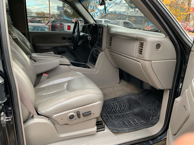 GMC Sierra photo 13