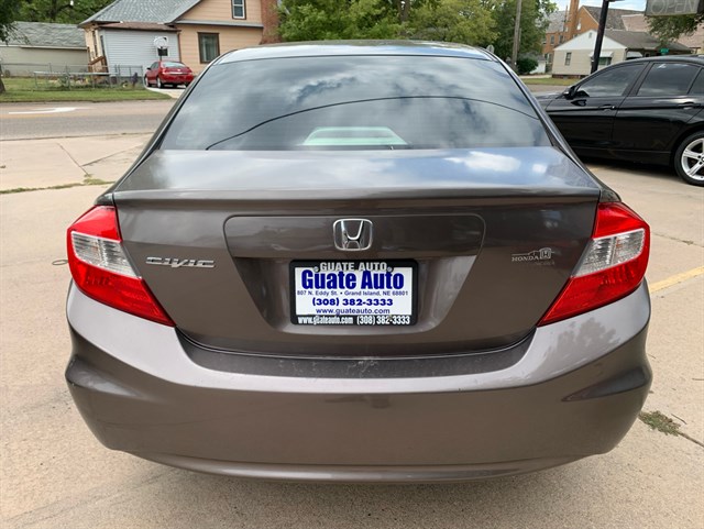 Honda Civic photo 8