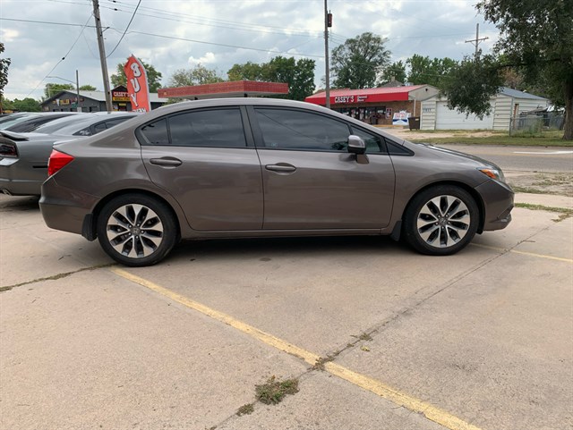 Honda Civic photo 10