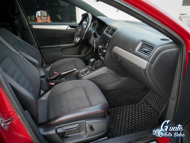 Volkswagen Jetta photo 14