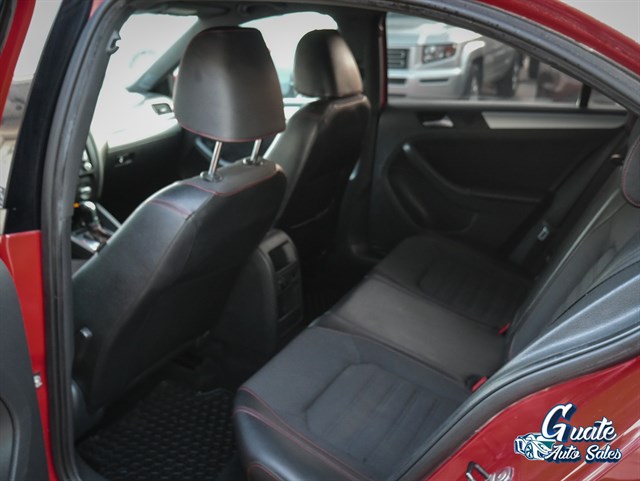 Volkswagen Jetta photo 7