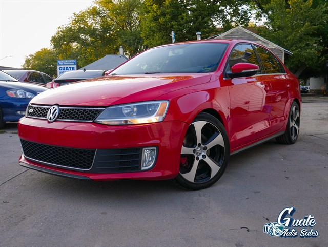 Volkswagen Jetta photo 3