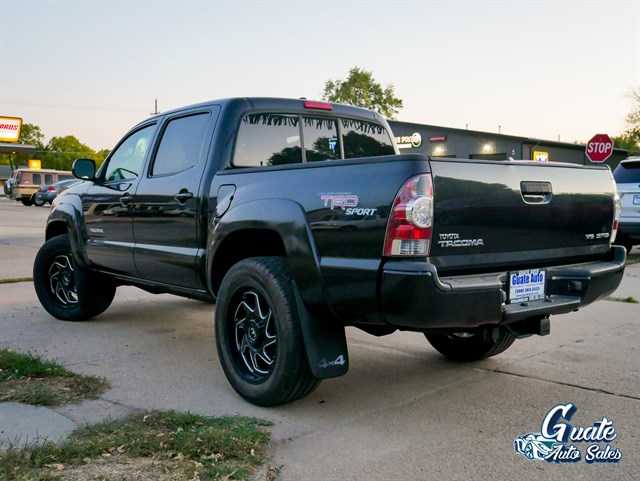 Toyota Tacoma photo 7
