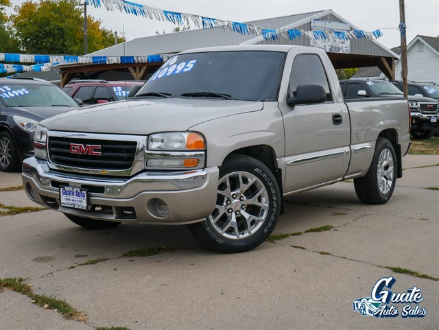 GMC Sierra photo 3