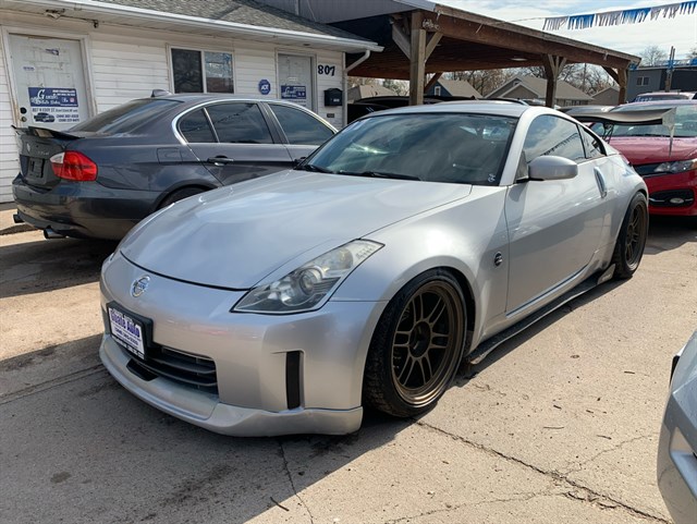 Nissan 350Z photo 3