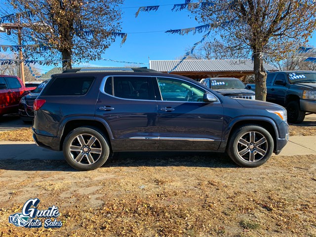 GMC Acadia photo 15
