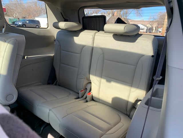 GMC Acadia photo 8