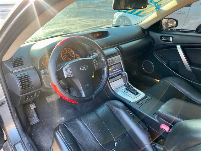 Infiniti G35 photo 9