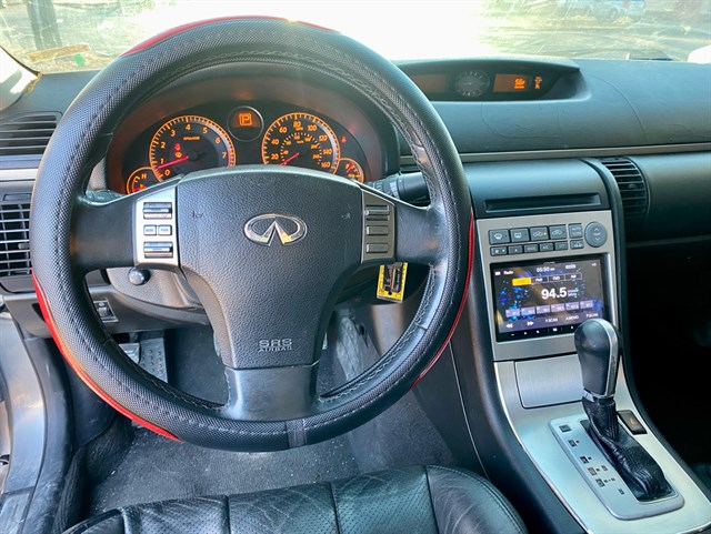 Infiniti G35 photo 10