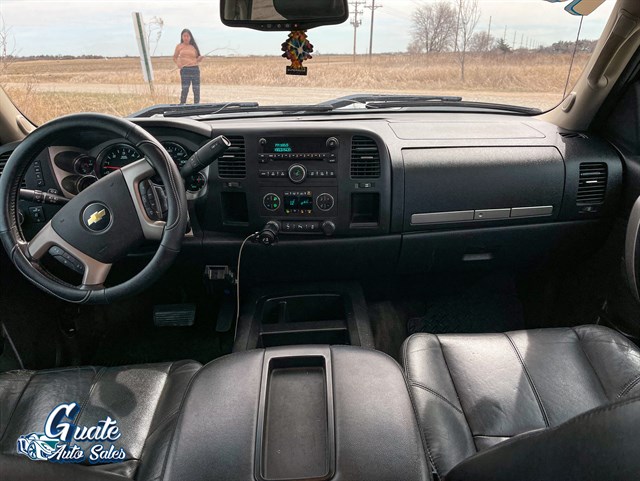 Chevrolet Silverado photo 4