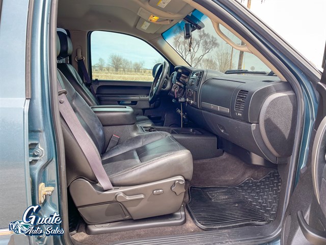 Chevrolet Silverado photo 12