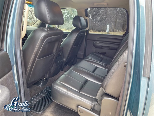 Chevrolet Silverado photo 5