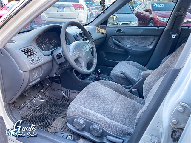 Honda Civic photo 4