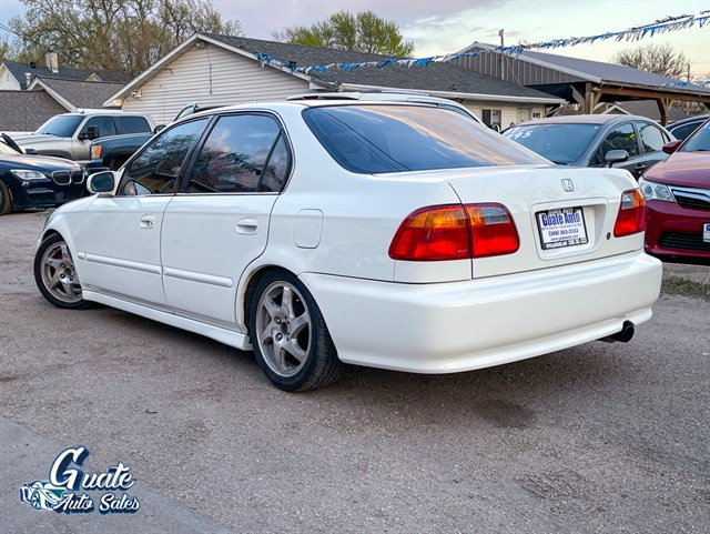 Honda Civic photo 10