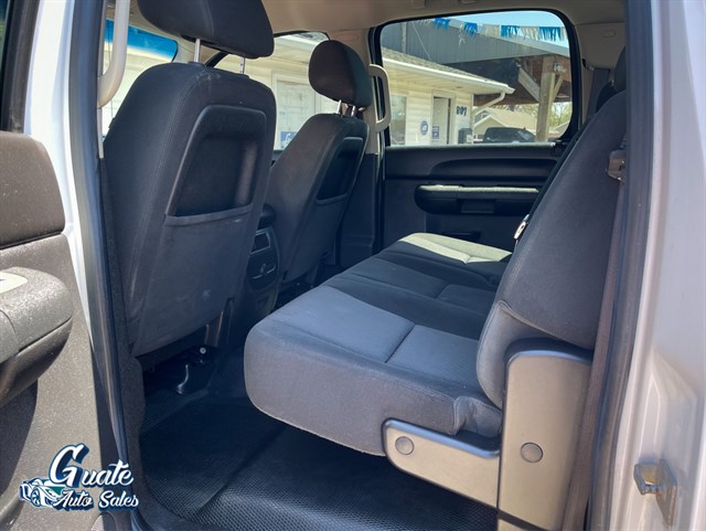 Chevrolet Silverado photo 6