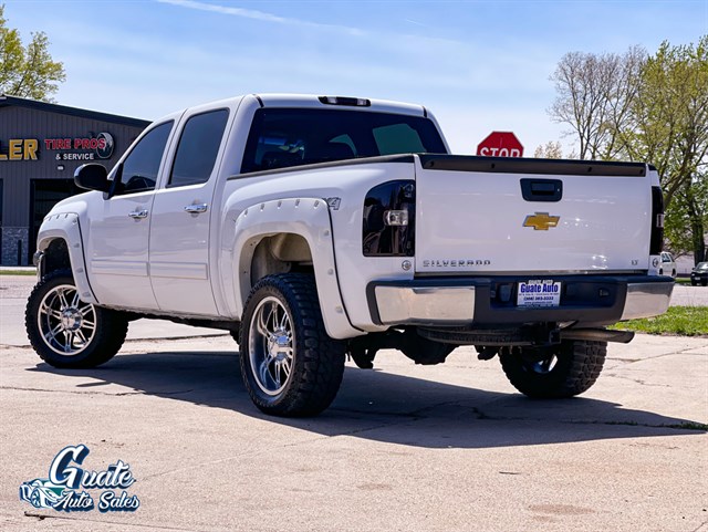 Chevrolet Silverado photo 8