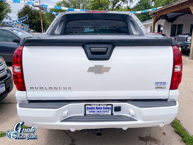 Chevrolet Avalanche photo 11