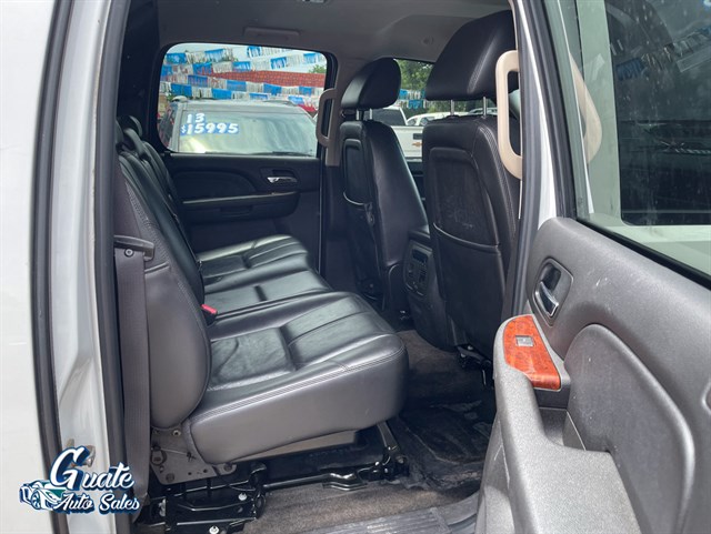 Chevrolet Avalanche photo 15