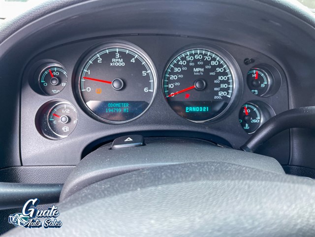 Chevrolet Suburban photo 5