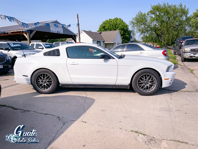 Ford Mustang photo 9
