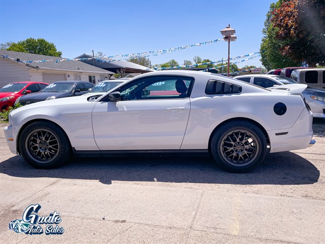 Ford Mustang photo 5