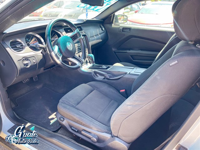 Ford Mustang photo 4