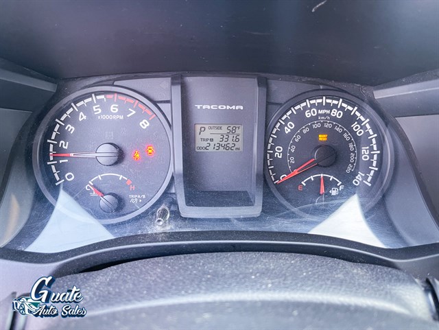 Toyota Tacoma photo 5