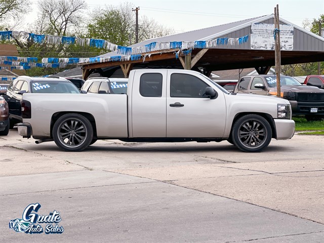 Chevrolet Silverado photo 10