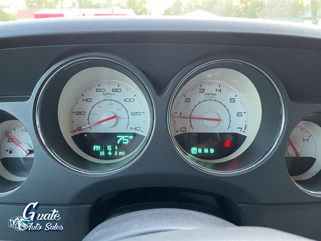Dodge Challenger photo 5