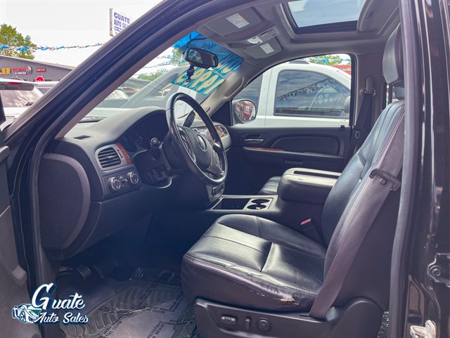 GMC Yukon photo 7