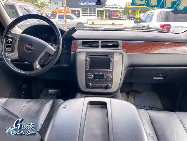 GMC Yukon photo 4