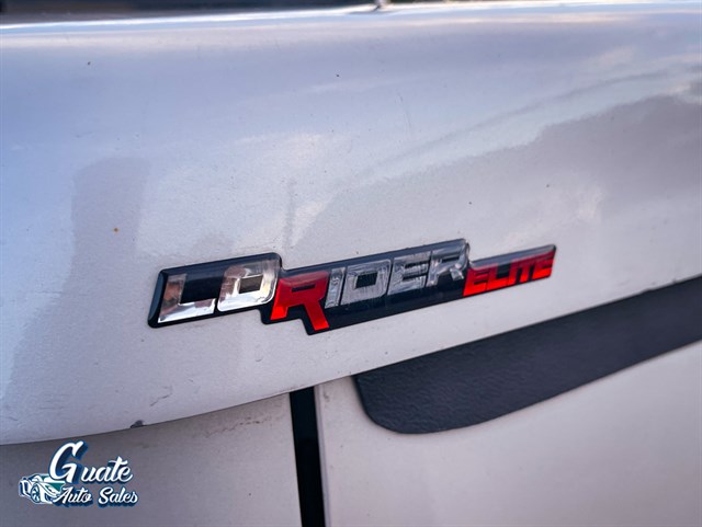 GMC Sierra photo 12