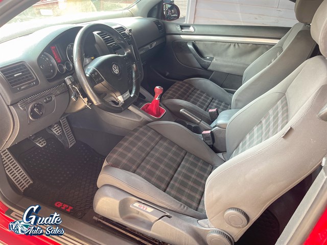 Volkswagen GTI photo 4