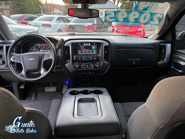 Chevrolet Silverado photo 4