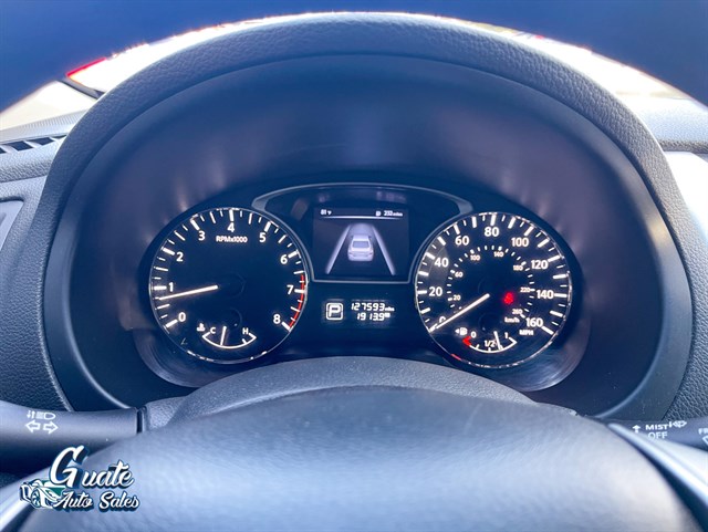 Nissan Altima photo 5