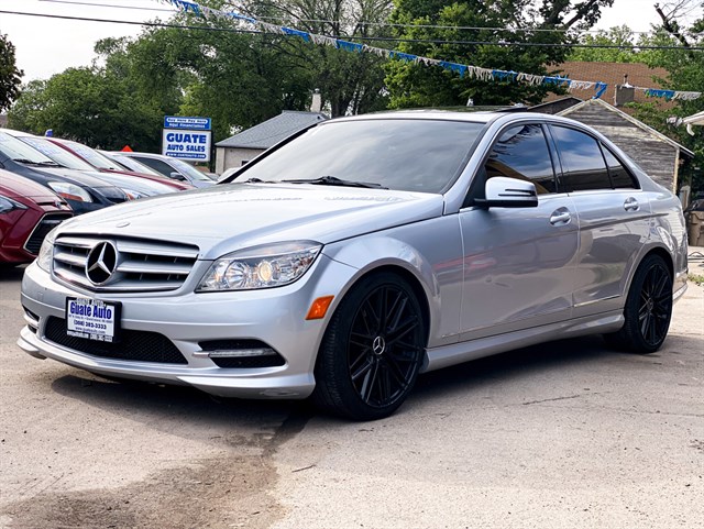 Mercedes-Benz C-Class photo 3