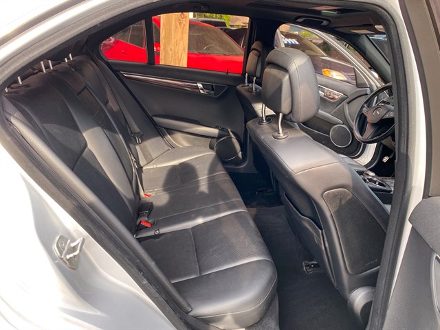 Mercedes-Benz C-Class photo 10