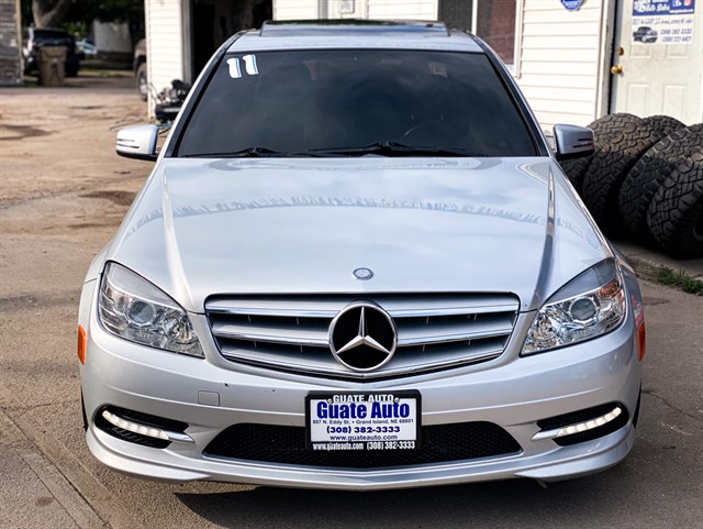 Mercedes-Benz C-Class photo 2