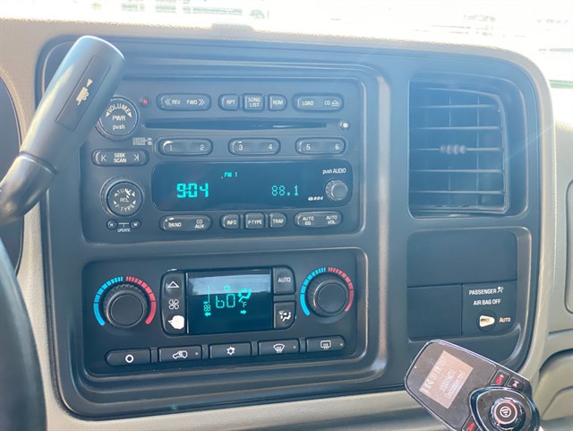 Chevrolet Silverado photo 8