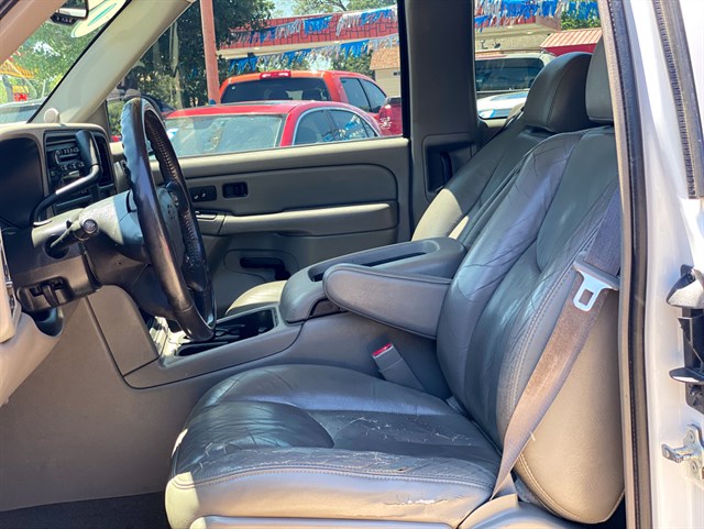 Chevrolet Silverado photo 9