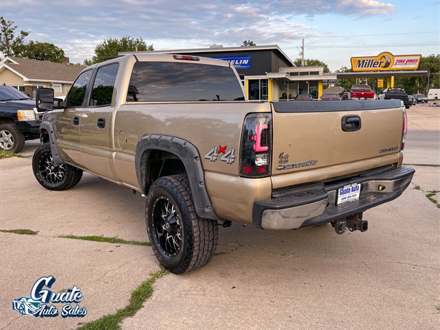 Chevrolet Silverado photo 15