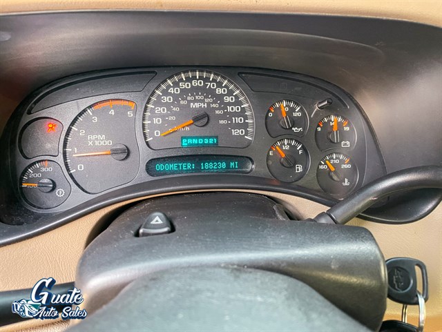 Chevrolet Silverado photo 9