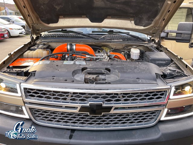 Chevrolet Silverado photo 4