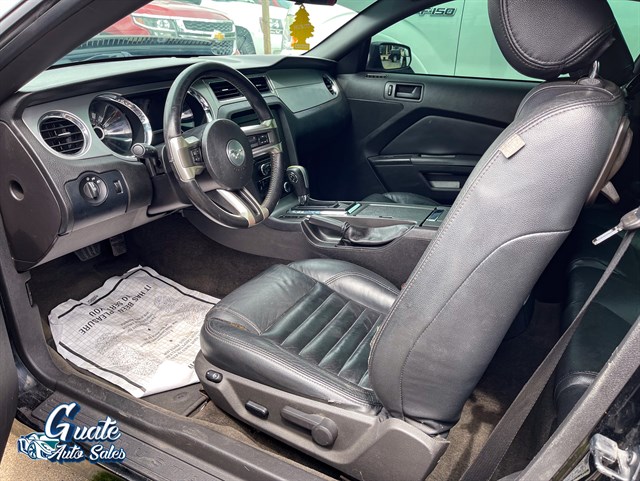 Ford Mustang photo 4