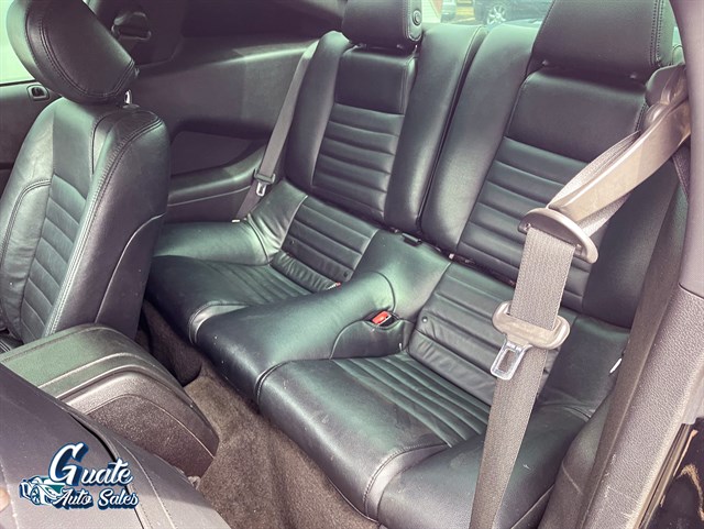 Ford Mustang photo 5