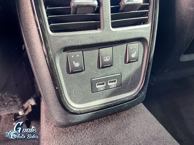 Chrysler 300 photo 11
