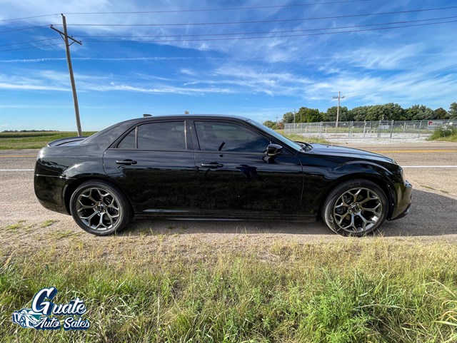 Chrysler 300 photo 17